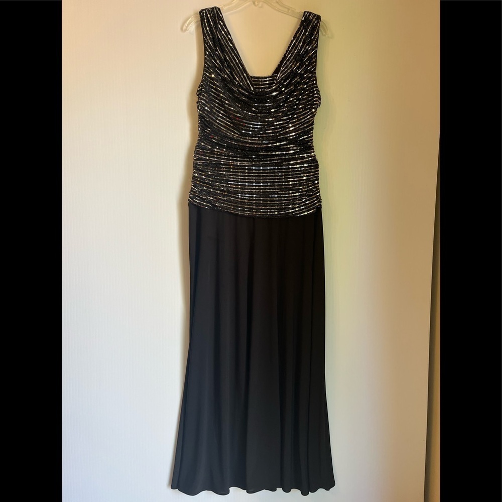 R&M Richards Black Sequin Bodice Sleeveless Long Evening Dress Sexy Party Sz 12 - Picture 10 of 10